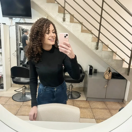 Mizone beauty minival selfie mlada devojka